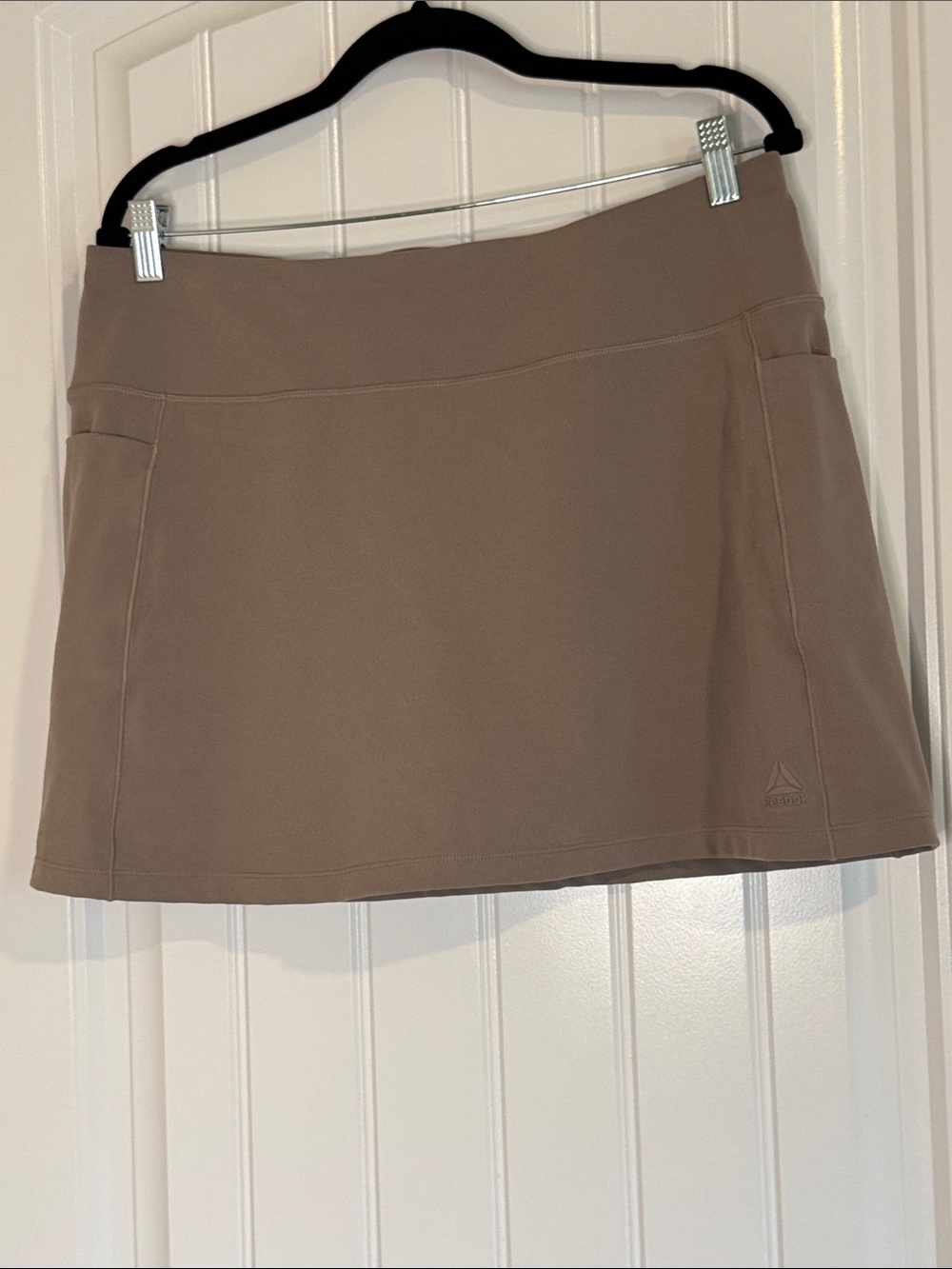 Reebok Women’s Taupe Mini Athletic Skirt